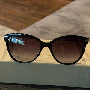 Authentic Burberry Sunglasses